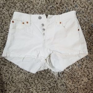 Wedgie high waisted white levi shorts